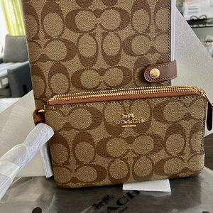 New Coach Signature Khaki Notebook AND Matching Wristlet NWT